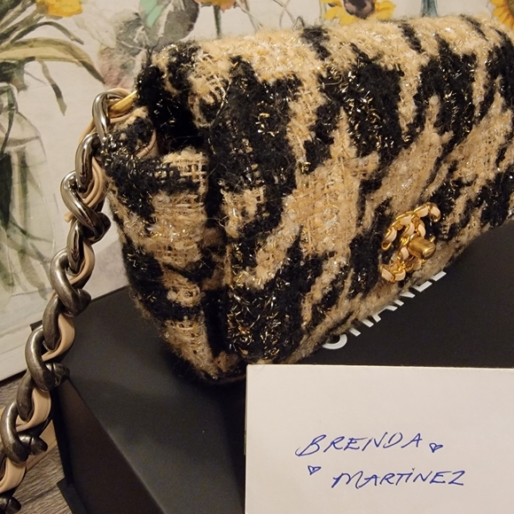 Chanel 19K Tweed Houndstooth Bum Bag/Belt Bag/Shoulder Bag - Picture 9 of 14